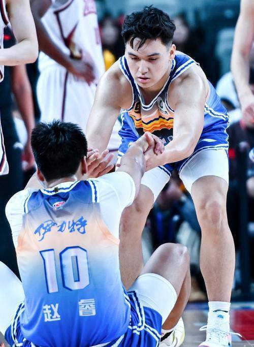 伤病不断 伤病不断