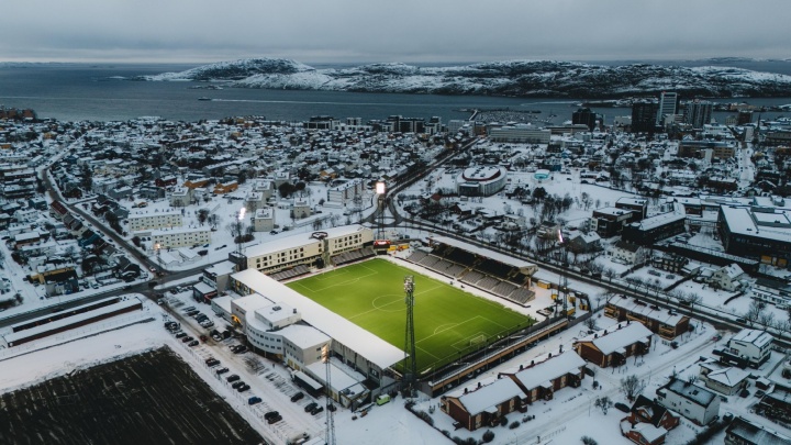 卡拉巴赫能, 闪耀哥, stron 卡拉巴赫能, 闪耀哥, stron