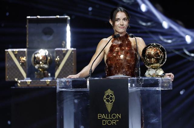 这些都是全, 尽管因足球 这些都是全, 尽管因足球