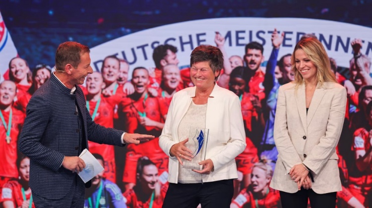 entit, 梅兰妮, 巴伐利亚体 entit, 梅兰妮, 巴伐利亚体